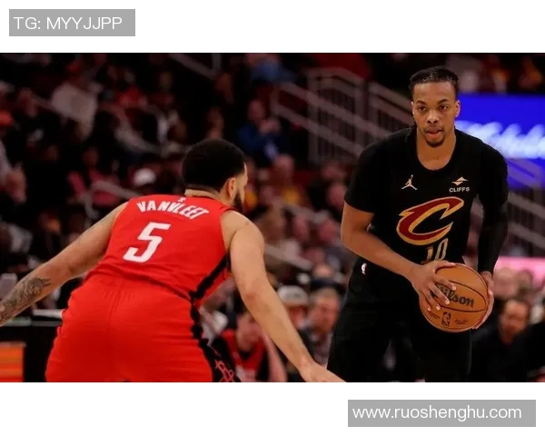 2008年骑士与火箭精彩对决全场回放重温经典瞬间与精彩时刻